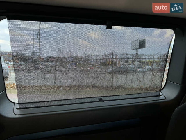 Серый Пежо Traveller, объемом двигателя 2 л и пробегом 75 тыс. км за 34500 $, фото 34 на Automoto.ua