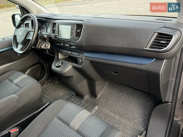 Серый Пежо Traveller, объемом двигателя 2 л и пробегом 75 тыс. км за 34500 $, фото 22 на Automoto.ua