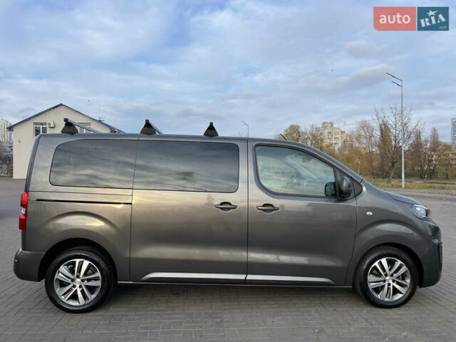 Серый Пежо Traveller, объемом двигателя 2 л и пробегом 75 тыс. км за 34500 $, фото 6 на Automoto.ua
