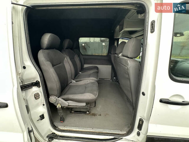 Белый Пежо Boxer, объемом двигателя 1.6 л и пробегом 300 тыс. км за 5400 $, фото 14 на Automoto.ua