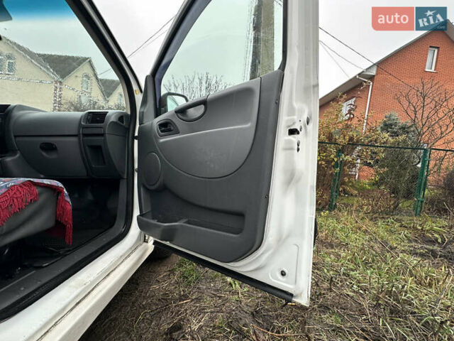 Белый Пежо Boxer, объемом двигателя 1.6 л и пробегом 300 тыс. км за 5400 $, фото 10 на Automoto.ua