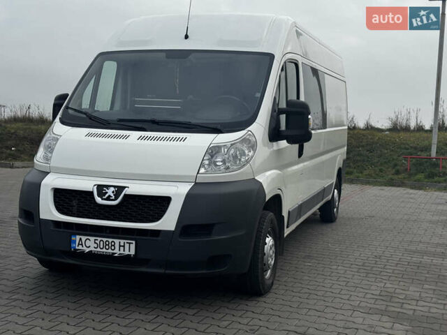 Белый Пежо Boxer, объемом двигателя 2.2 л и пробегом 479 тыс. км за 14800 $, фото 1 на Automoto.ua