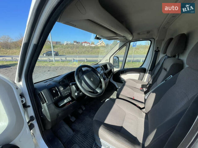 Білий Пежо Boxer, об'ємом двигуна 2 л та пробігом 120 тис. км за 12890 $, фото 6 на Automoto.ua