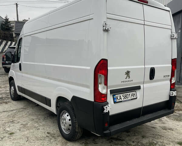 Белый Пежо Boxer, объемом двигателя 2.2 л и пробегом 9 тыс. км за 34000 $, фото 3 на Automoto.ua