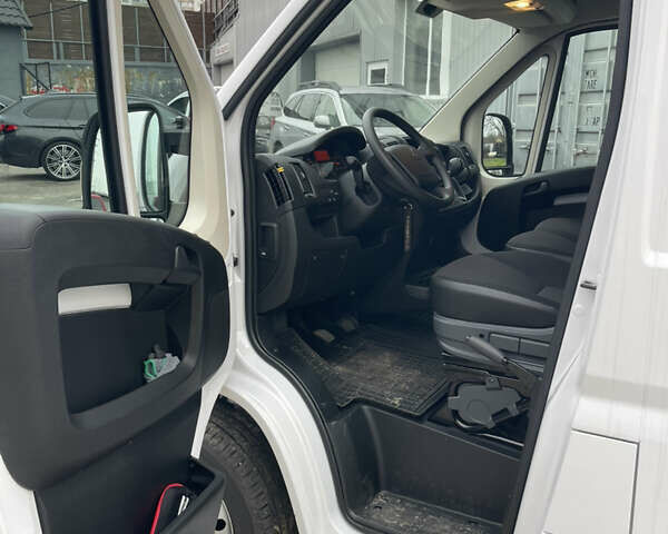 Белый Пежо Boxer, объемом двигателя 2.2 л и пробегом 9 тыс. км за 34000 $, фото 6 на Automoto.ua