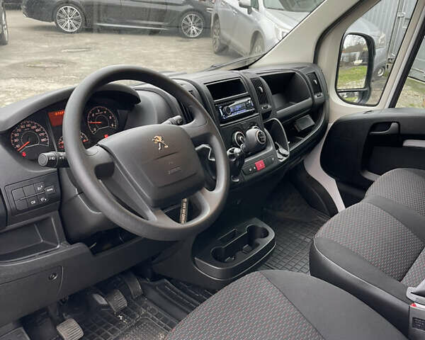 Белый Пежо Boxer, объемом двигателя 2.2 л и пробегом 9 тыс. км за 34000 $, фото 7 на Automoto.ua