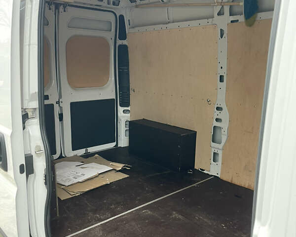 Белый Пежо Boxer, объемом двигателя 2.2 л и пробегом 9 тыс. км за 34000 $, фото 11 на Automoto.ua