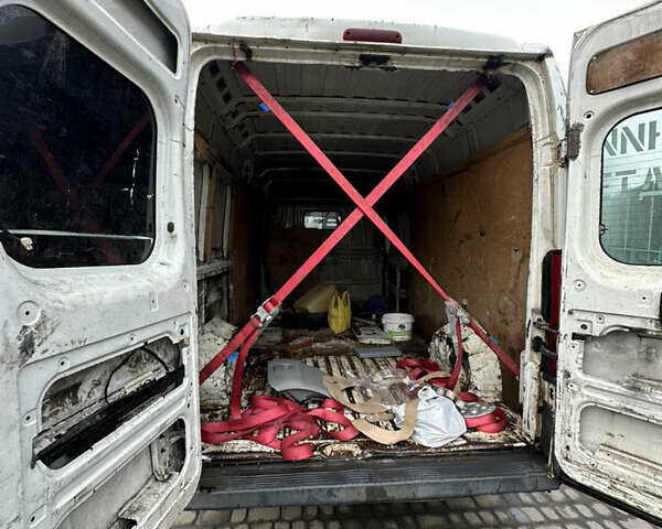 Белый Пежо Boxer, объемом двигателя 2.2 л и пробегом 400 тыс. км за 7500 $, фото 7 на Automoto.ua