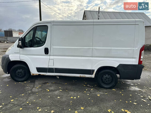 Белый Пежо Boxer, объемом двигателя 2.2 л и пробегом 260 тыс. км за 3500 $, фото 2 на Automoto.ua