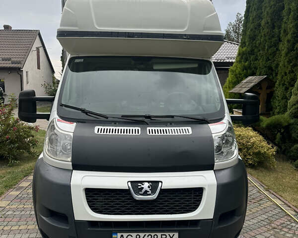 Белый Пежо Boxer, объемом двигателя 3 л и пробегом 592 тыс. км за 11500 $, фото 2 на Automoto.ua