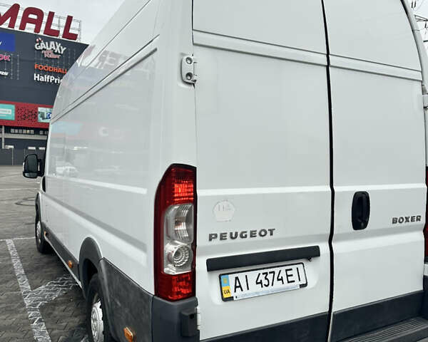 Белый Пежо Boxer, объемом двигателя 0 л и пробегом 282 тыс. км за 10000 $, фото 7 на Automoto.ua