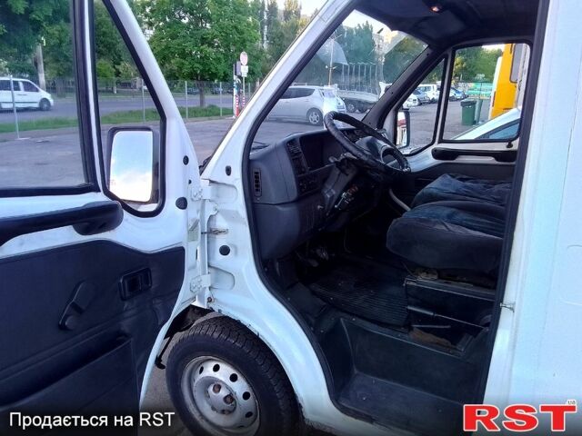 Білий Пежо Boxer, об'ємом двигуна 2.5 л та пробігом 0 тис. км за 2700 $, фото 5 на Automoto.ua