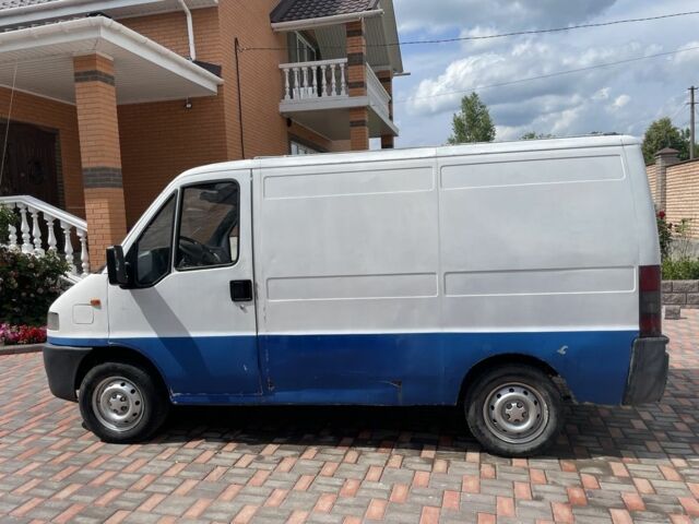 Белый Пежо Boxer, объемом двигателя 1.9 л и пробегом 450 тыс. км за 1750 $, фото 3 на Automoto.ua