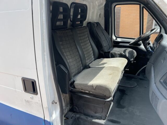 Белый Пежо Boxer, объемом двигателя 1.9 л и пробегом 450 тыс. км за 1750 $, фото 8 на Automoto.ua