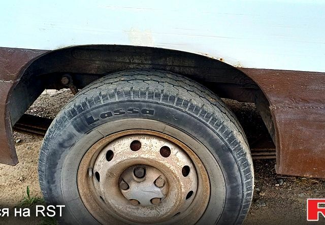 Белый Пежо Boxer, объемом двигателя 2.5 л и пробегом 300 тыс. км за 2100 $, фото 3 на Automoto.ua