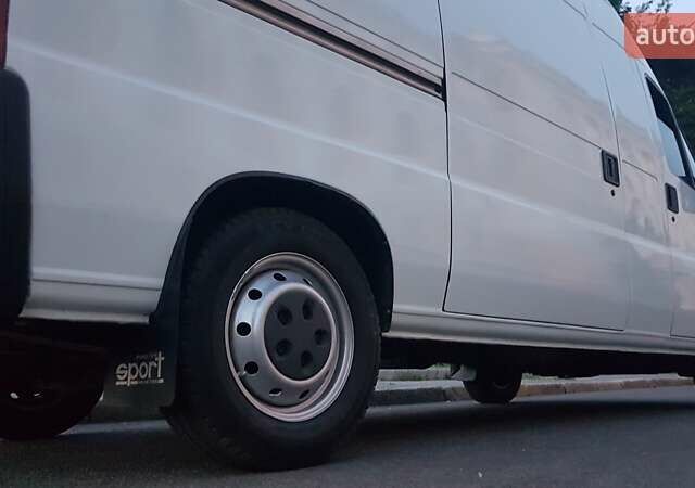 Белый Пежо Boxer, объемом двигателя 0 л и пробегом 250 тыс. км за 5600 $, фото 7 на Automoto.ua