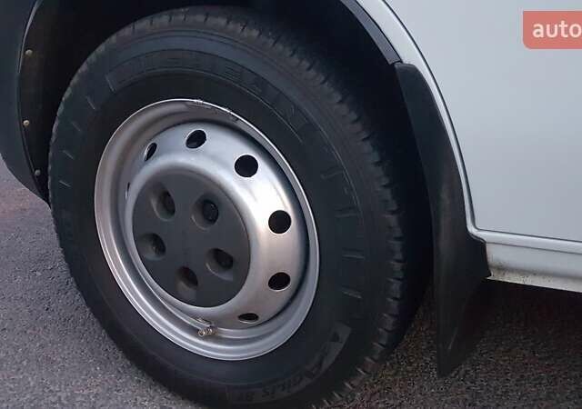 Белый Пежо Boxer, объемом двигателя 0 л и пробегом 250 тыс. км за 5600 $, фото 5 на Automoto.ua