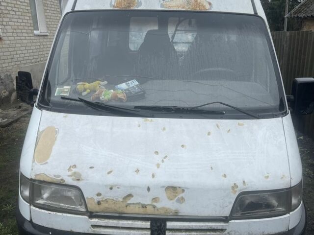 Белый Пежо Boxer, объемом двигателя 2.5 л и пробегом 600 тыс. км за 1600 $, фото 15 на Automoto.ua