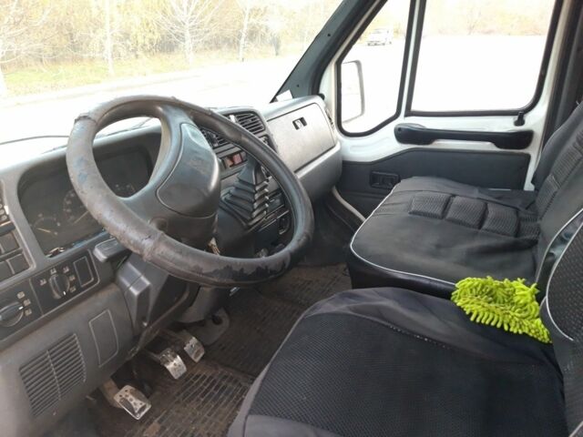 Белый Пежо Boxer, объемом двигателя 0 л и пробегом 680 тыс. км за 2500 $, фото 4 на Automoto.ua