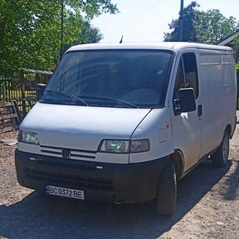 Белый Пежо Boxer, объемом двигателя 1.9 л и пробегом 260 тыс. км за 1650 $, фото 3 на Automoto.ua