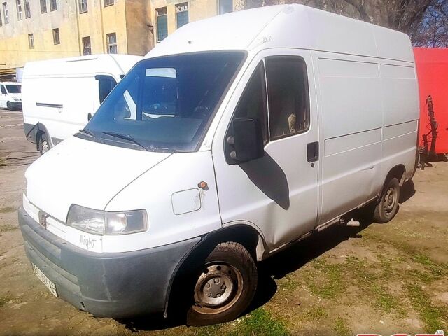 Белый Пежо Boxer, объемом двигателя 22 л и пробегом 268 тыс. км за 2200 $, фото 6 на Automoto.ua