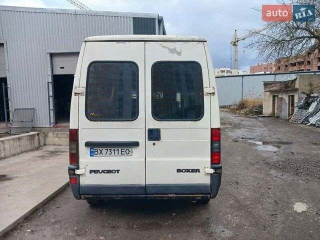 Белый Пежо Boxer, объемом двигателя 2.5 л и пробегом 500 тыс. км за 3499 $, фото 2 на Automoto.ua