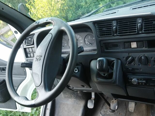 Белый Пежо Boxer, объемом двигателя 1.9 л и пробегом 403 тыс. км за 1419 $, фото 10 на Automoto.ua