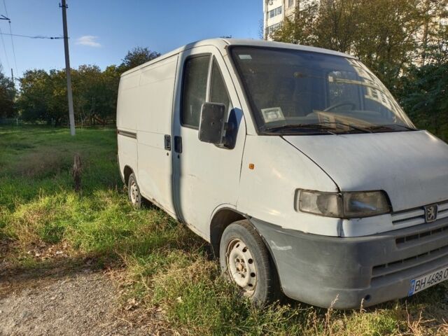 Білий Пежо Boxer, об'ємом двигуна 2 л та пробігом 300 тис. км за 75000 $, фото 1 на Automoto.ua