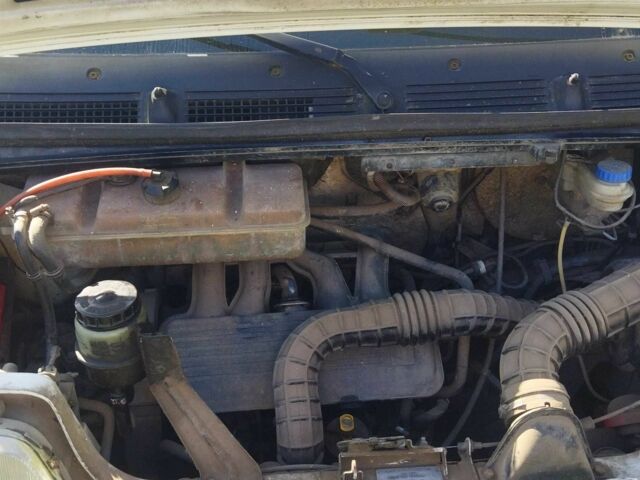 Белый Пежо Boxer, объемом двигателя 1.9 л и пробегом 403 тыс. км за 1419 $, фото 17 на Automoto.ua