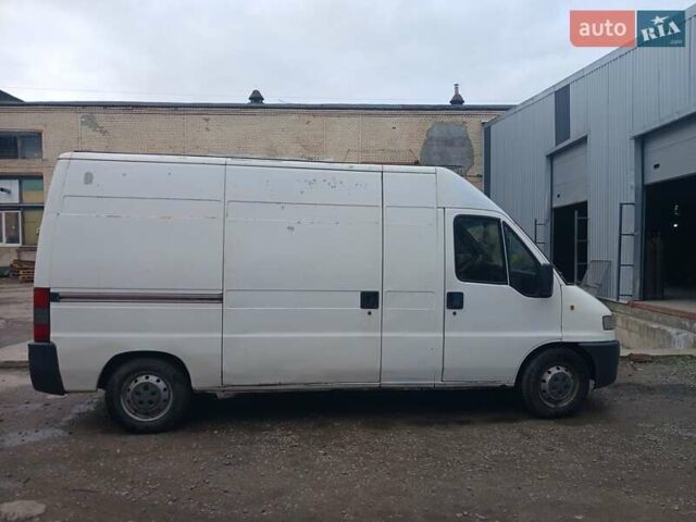 Белый Пежо Boxer, объемом двигателя 2.5 л и пробегом 500 тыс. км за 3499 $, фото 1 на Automoto.ua