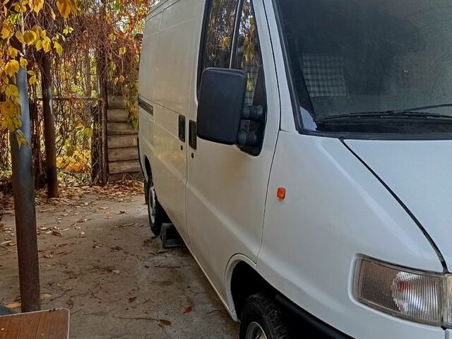 Белый Пежо Boxer, объемом двигателя 1.9 л и пробегом 280 тыс. км за 4400 $, фото 3 на Automoto.ua