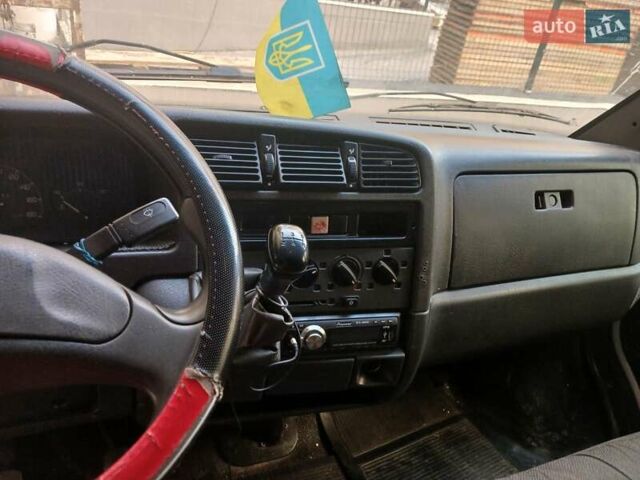 Белый Пежо Boxer, объемом двигателя 2.5 л и пробегом 500 тыс. км за 3499 $, фото 8 на Automoto.ua