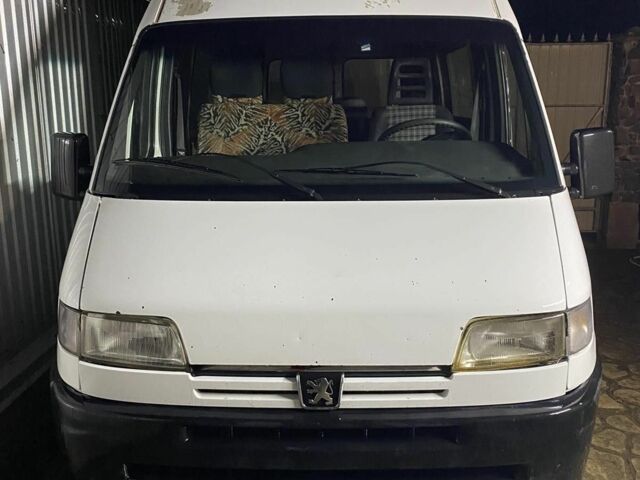 Белый Пежо Boxer, объемом двигателя 0 л и пробегом 550 тыс. км за 2500 $, фото 2 на Automoto.ua