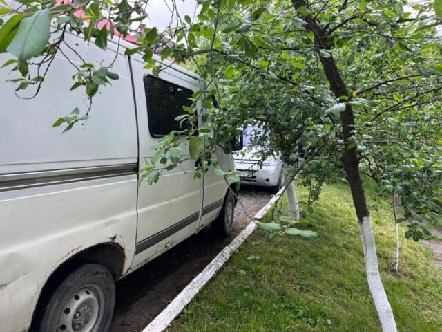 Білий Пежо Boxer, об'ємом двигуна 0.19 л та пробігом 320 тис. км за 1250 $, фото 4 на Automoto.ua