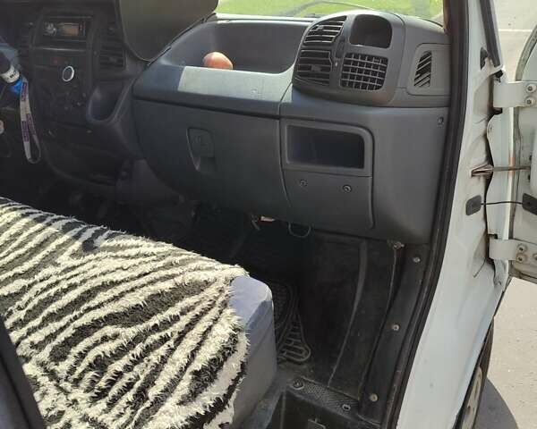 Белый Пежо Boxer, объемом двигателя 2.8 л и пробегом 400 тыс. км за 4300 $, фото 2 на Automoto.ua