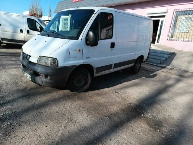 Белый Пежо Boxer, объемом двигателя 2 л и пробегом 300 тыс. км за 2909 $, фото 2 на Automoto.ua