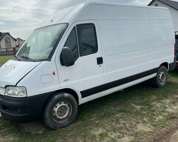Белый Пежо Boxer, объемом двигателя 2.8 л и пробегом 400 тыс. км за 4800 $, фото 2 на Automoto.ua