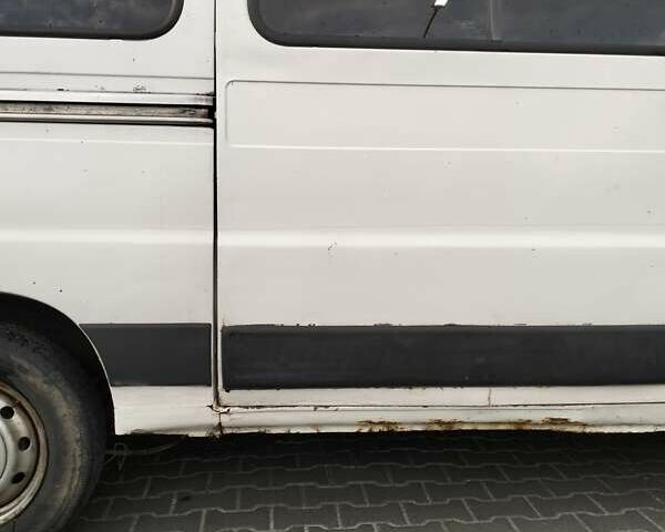 Білий Пежо Boxer, об'ємом двигуна 2 л та пробігом 400 тис. км за 4100 $, фото 6 на Automoto.ua
