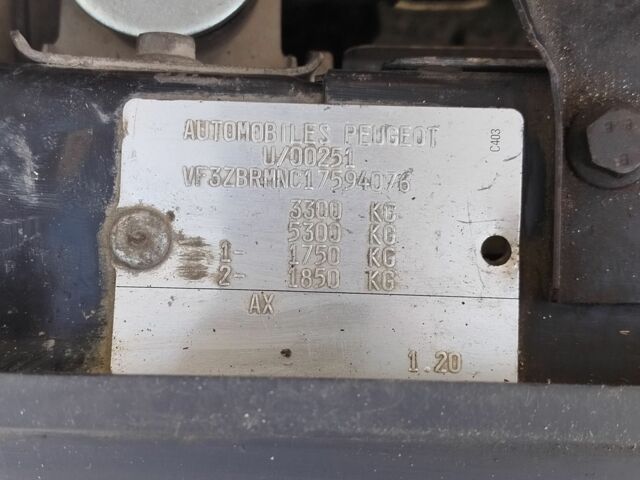 Білий Пежо Boxer, об'ємом двигуна 2.2 л та пробігом 347 тис. км за 4200 $, фото 10 на Automoto.ua