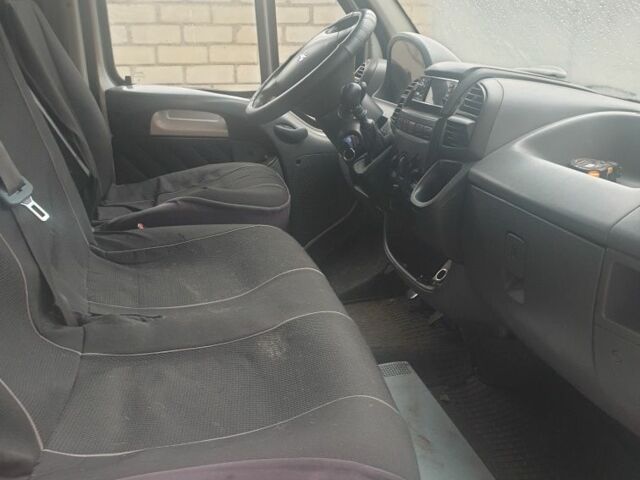 Белый Пежо Boxer, объемом двигателя 2.2 л и пробегом 65 тыс. км за 3200 $, фото 3 на Automoto.ua