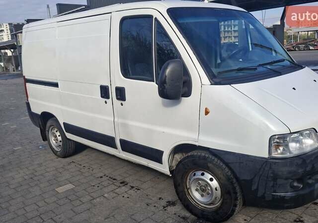 Белый Пежо Boxer, объемом двигателя 2 л и пробегом 500 тыс. км за 4700 $, фото 2 на Automoto.ua