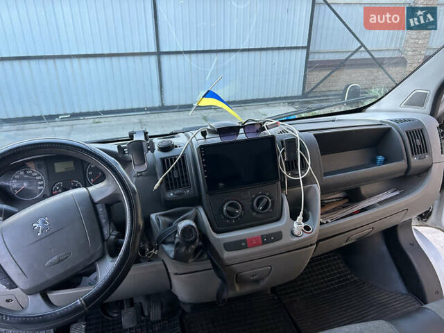 Белый Пежо Boxer, объемом двигателя 2.5 л и пробегом 600 тыс. км за 7500 $, фото 12 на Automoto.ua