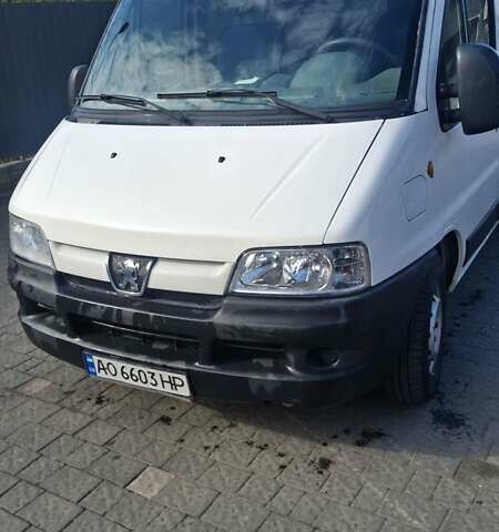 Белый Пежо Boxer, объемом двигателя 2 л и пробегом 500 тыс. км за 4700 $, фото 1 на Automoto.ua