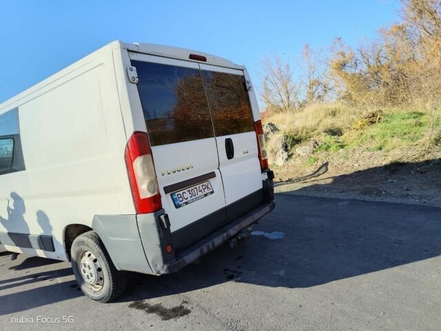 Белый Пежо Boxer, объемом двигателя 2.2 л и пробегом 300 тыс. км за 6000 $, фото 4 на Automoto.ua