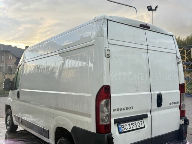 Белый Пежо Boxer, объемом двигателя 2.2 л и пробегом 222 тыс. км за 4499 $, фото 3 на Automoto.ua