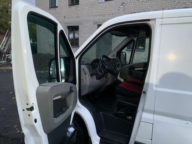 Белый Пежо Boxer, объемом двигателя 2.2 л и пробегом 390 тыс. км за 5500 $, фото 2 на Automoto.ua