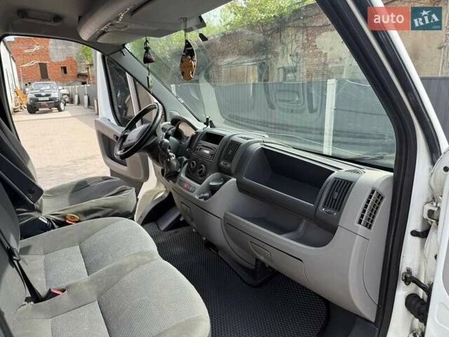 Білий Пежо Boxer, об'ємом двигуна 2.2 л та пробігом 372 тис. км за 6700 $, фото 10 на Automoto.ua