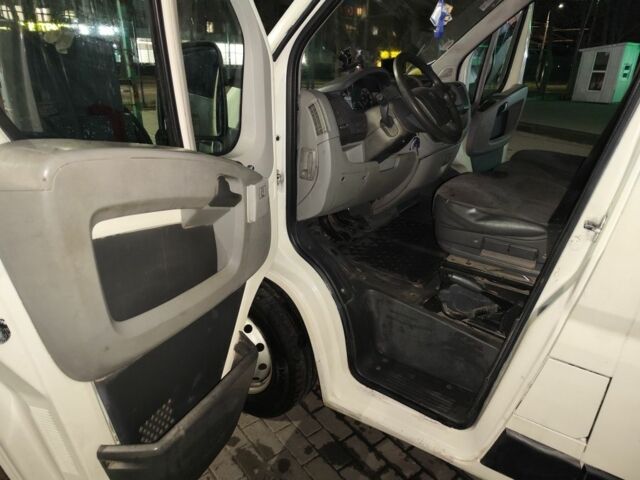 Белый Пежо Boxer, объемом двигателя 2 л и пробегом 333 тыс. км за 2626 $, фото 1 на Automoto.ua