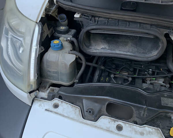 Белый Пежо Boxer, объемом двигателя 2.2 л и пробегом 370 тыс. км за 9900 $, фото 9 на Automoto.ua