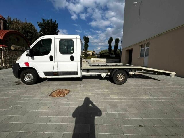 Белый Пежо Boxer, объемом двигателя 2.2 л и пробегом 490 тыс. км за 9990 $, фото 3 на Automoto.ua